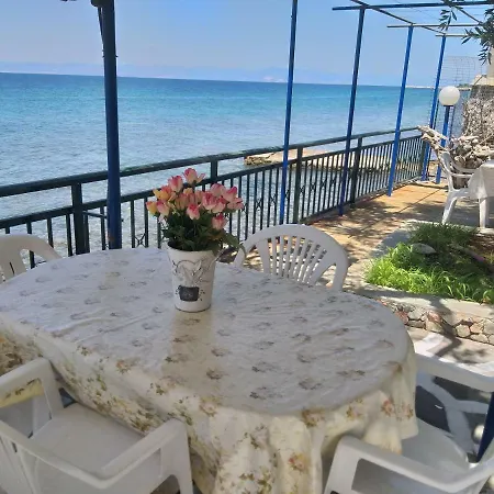 Sea View Kır Evi *
